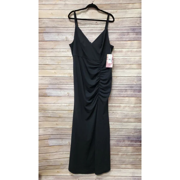Emerald Sundae Black Dress. Size 18. NWT. RS 97 Emerald Sundae Black Dress. Size 18. NWT. RS 97